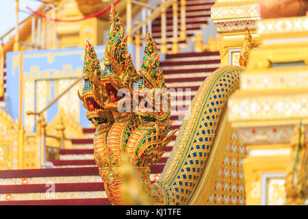 Bangkok, Thaïlande - 12 novembre 2017 : statues gardien au royal crématorium de sa majesté le roi Bhumibol Adulyadej construit pour la royal funer Banque D'Images