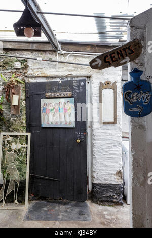 Les porcs nez inn, east prawle, Devon country pub traditionnel anglais. près de la mer, avec l'intérieur éclectique Banque D'Images