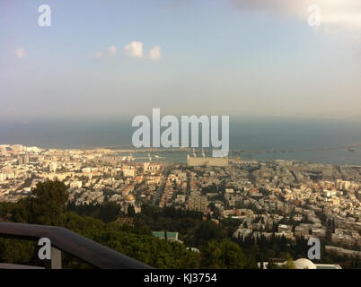 Cette entrée fournit un aperçu géographique d'Israël, détaillant son paysage, ses régions et ses caractéristiques physiques, ainsi que l'importance géographique du pays. Banque D'Images