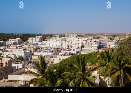 Taqah vue depuis la colline du château, de l'Oman dhofar. Banque D'Images