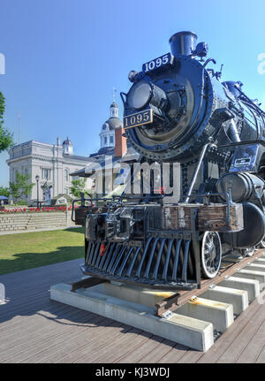 Kingston, Ontario - le 5 juillet 2014 : une vieille locomotive a appelé l'esprit de sir John a., qui a été en service actif jusqu'en 1960 et devint plus tard une landma Banque D'Images