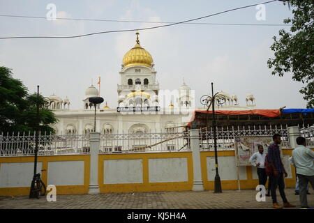 Gurudwara Bangla Sahib, est l'un des plus éminents gurdwara sikh, ou lieu de culte sikh, dans Delhi Banque D'Images