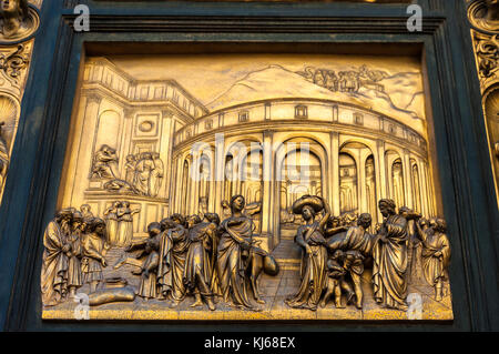 Portes du Paradis détail de la porte en bronze du Baptistère à Florence, Italie-panneau n° 6 : histoires de Joseph Banque D'Images