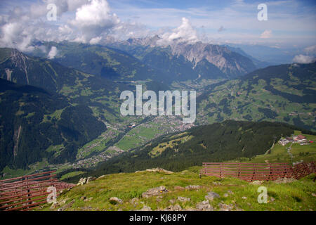 Luftbild : schruns, Montafon, Vorarlberg, oesterreich. Banque D'Images