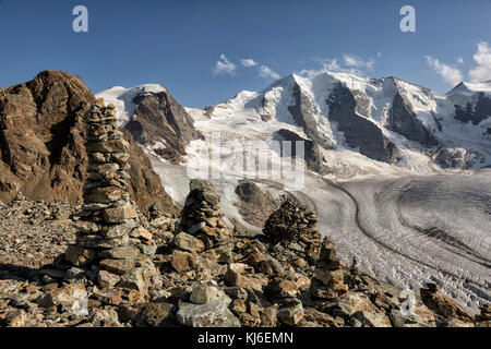 Le Piz Bernina, Engadine, Suisse Banque D'Images