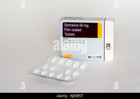 Un paquet de comprimés de Sertraline utilisés comme traitement pour la dépression. Banque D'Images