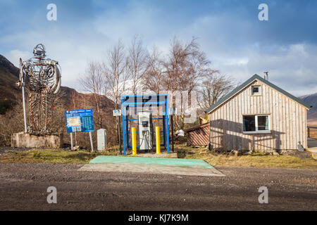 Point de charge électrique pour les voitures, Glencoe, Ecosse UK Banque D'Images