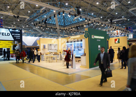 Expocentre, Moscou, Russie - le 21 novembre 2017 - 2017. mebel 29e salon international 'le mobilier, les accessoires et l'ameublement'. Vue générale Banque D'Images