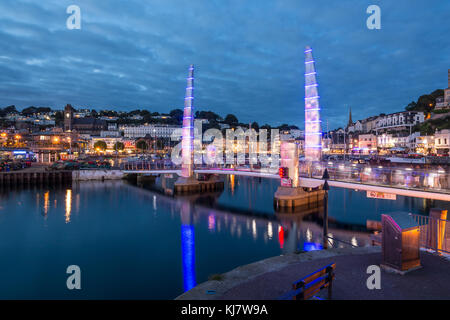 Le Pont du port de Torquay Banque D'Images