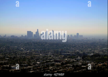 Los Angeles skyline de bâtiments de bureau du centre-ville de Los Feliz Echo Park & Hollywood Silverlake salon de Griffith Park Californie KATHY DEWITT Banque D'Images