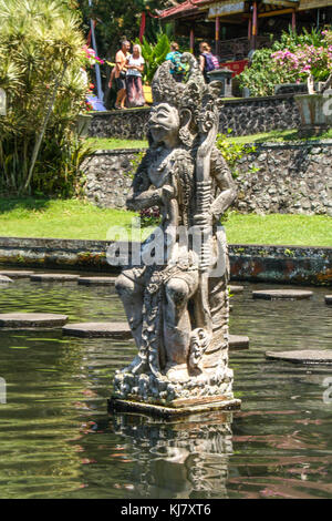 Palais de l'eau de Tirta Gangga - Bali - Indonésie Banque D'Images