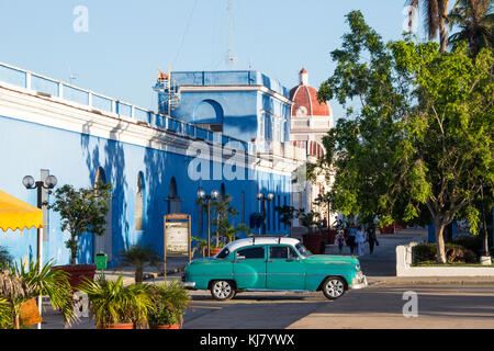 Vintage voiture américaine, Cienfuegos, Cuba Banque D'Images