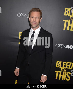 New York, NY - 14 novembre : Aaron Eckhart assiste à la route ouverte avec la condition physique des hommes l'hôte de la première de 'Purger' pour cette à amc Lincoln Square Theatre le 14 novembre 2016 à new york. Personnes : Aaron Eckhart Banque D'Images