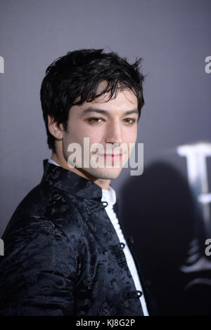 NEW YORK, NY - 10 NOVEMBRE : Ezra Miller assiste à la première mondiale de 'Fantastic Beasts and Where to Find Them' au Alice Tully Hall, Lincoln Center le 10 novembre 2016 à New York. Les gens : Ezra Miller Banque D'Images