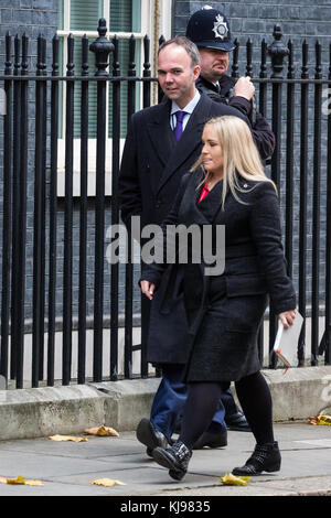 Londres, Royaume-Uni. 22 novembre, 2017. Gavin barwell, Downing street, chef de cabinet, arrive au 10 Downing street le matin de l'annonce du budget par le chancelier de l'échiquier philip hammond. crédit : mark kerrison/Alamy live news Banque D'Images