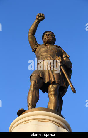 Monument guerrier de Philippe II de Macédoine à Karpos Rébellion Square à Skopje, Macédoine, construit dans le cadre du projet 2014 Skopje Banque D'Images