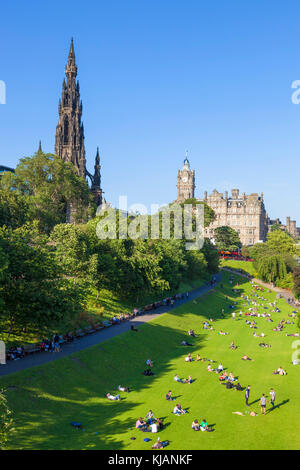 La ville d'édimbourg Scott monument situé sur Princes Street Gardens sur Princes Street Edinburgh ville Nouvelle Ecosse UK GB EU Europe Banque D'Images