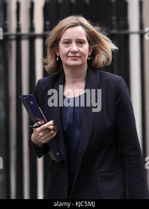 Londres, Royaume-Uni. 22 novembre 2017. Amber Rudd Ministre de l'intérieur vu à Downing Street le jour du budget à Londres Banque D'Images