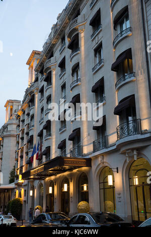 Restaurant la scène à l'hôtel le prince de Galles à Paris, cook : Stéphanie le querec Banque D'Images