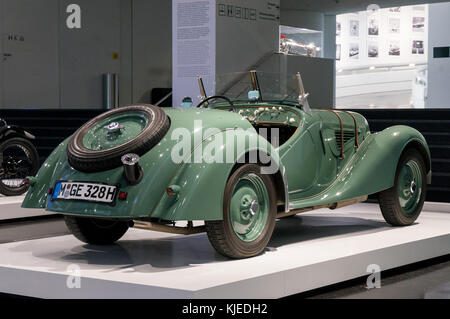 Munich, Allemagne - le 10 mars 2016 : affichage en roadster bmw museum Banque D'Images