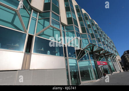 Jurys Inn Brighton Waterfront Banque D'Images