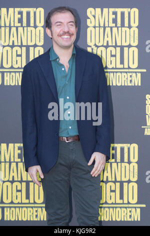 Photocall pour la présentation du film: 'Je m'arrête quand je veux, à honorem' Banque D'Images