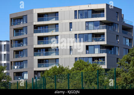 La façade extérieure. Walthamstow Stadium développement immobilier, Walthamstow, Royaume-Uni. Architecte : Conran et partenaires , 2017. Banque D'Images