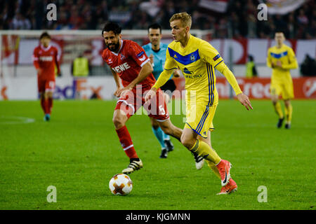 COLOGNE/ALLEMAGNE – 2 novembre 2017 : Jasse Tuominen du FC BATE en match contre le FC Koln à RheinEnergieStadion le 2 novembre 2017 à Cologne, Allemagne. Banque D'Images