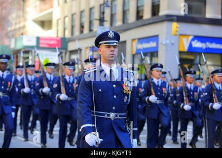 New York, USA. 23 Nov, 2017. 2017 Défilé du Macy - Macy's Thanksgiving Day Parade Banque D'Images