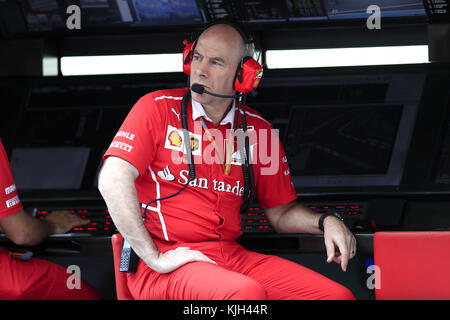 Abu Dhabi. 24 novembre 2017. Sports mécaniques : FIA Formula One World Championship 2017, Grand Prix d'Abu Dhabi, Jock Clear (Scuderia Ferrari), crédit : dpa Picture alliance/Alamy Live News Banque D'Images