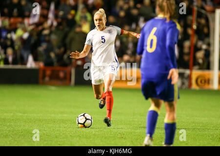 L'équipe féminine de l'Angleterre, les lionnes, jouant la Bosnie et Herzégovine, la FIFA Women's World Cup tour de qualification, novembre 2017. Banque D'Images
