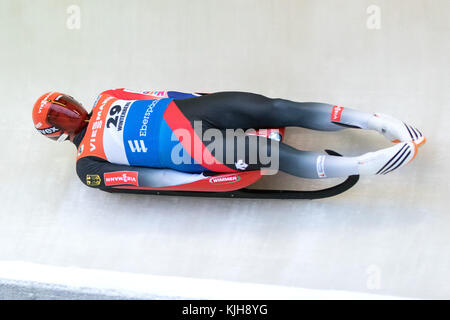 Winterberg, Allemagne. 25 novembre 2017. Felix Loch, originaire d'Allemagne, en action lors de la Coupe du monde de l'IBSF à Winterberg, Allemagne, 25 novembre 2017. Crédit : Marcel Kusch/dpa/Alamy Live News Banque D'Images