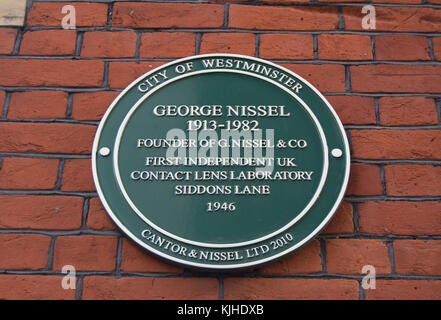 City of westminster marquage plaque verte Le site de l'indépendant le premier laboratoire de verres de contact, fondée par George nissel Banque D'Images