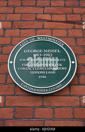 City of westminster marquage plaque verte Le site de l'indépendant le premier laboratoire de verres de contact, fondée par George nissel Banque D'Images