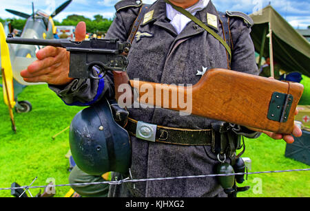 L'armée allemande Mauser WWII pistolet machine et du stock Banque D'Images