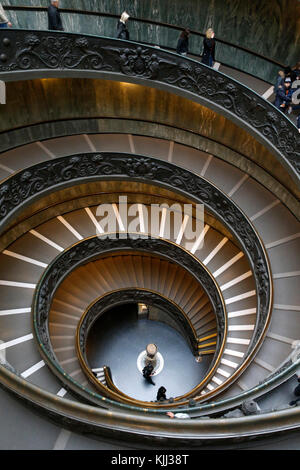 Musées du Vatican, Rome. En colimaçon. L'Italie. Banque D'Images