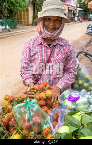Vendeur de fruits à Siem Reap. Le Cambodge. Banque D'Images
