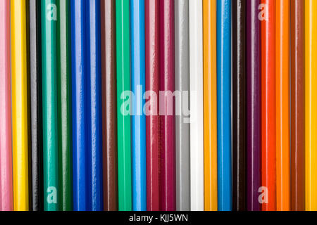 Crayons de couleur toujours la vie dans l'étude Banque D'Images