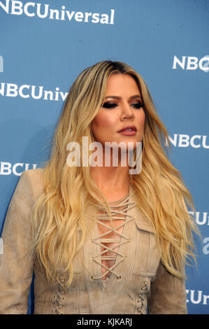 NEW YORK, NY - 16 MAI : Khloe Kardashian assiste au NBCUniversal 2016 le 16 mai 2016 à New York. Les gens : Khloe Kardashian Banque D'Images