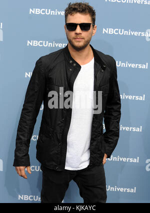 New York, NY - 16 mai : RYAN PHILLIPPE assiste à l'upfront 2016 nbcuniversal, le 16 mai 2016 à New York, New York. Personnes : RYAN PHILLIPPE Banque D'Images