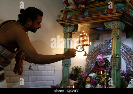 Célébration à la Sivaratri Paris temple Ganesh. La France. Banque D'Images