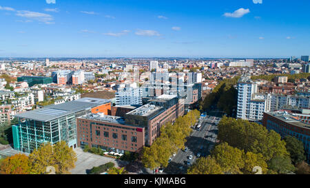 Photographie aérienne du quartier d'affaires de Compans Caffarelli à Toulouse, France Banque D'Images