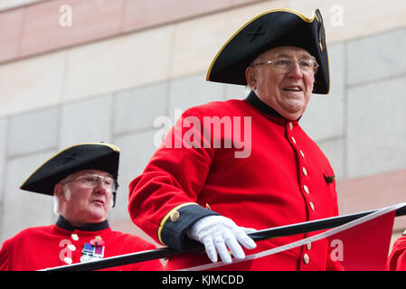 LONDRES - 11 NOVEMBRE 2017 : les retraités de Chelsea au Lord Mayor's Show annuel dans la ville de Londres le 11 novembre 2017. Banque D'Images