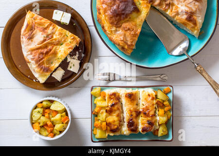 Tarte au fromage et de la viande de poulet farcies au jambon et fromage Banque D'Images