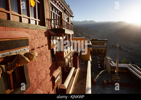 Thiksey gompa de tôt le matin du lever du soleil., Ladakh, Inde Banque D'Images