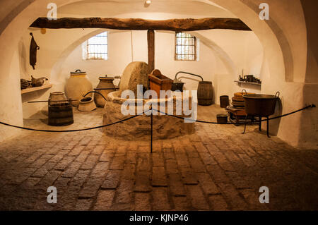 Corse : le moulin à huile et d'outils dans la maison Bonaparte à Ajaccio, la maison ancestrale de la famille Bonaparte et le lieu de naissance de Napoléon Banque D'Images