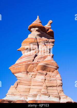 Matin vue du Clown Hopi, une formation de grès Moenave dans l'Adeii Echii Falaises de Coconino county, Arizona. Banque D'Images