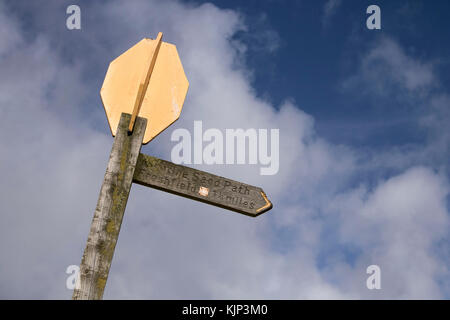 Close up de formby point sign post on beach Banque D'Images