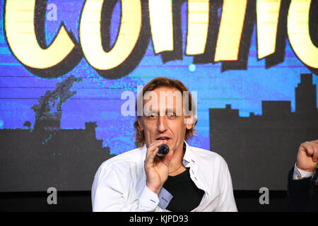 Nadarzyn, Pologne. 25Th nov, 2017. de la Pologne, de nadarzyn, November 25th, 2017 : Varsovie comic con héberge jeu des trônes stars vladimir furdik, Gemma Whelan et daniel portman. crédit : madeleine ratz/Alamy live news Banque D'Images