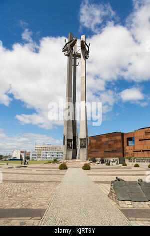 Danzig, Pologne - 7 juillet 2016 : Stocznia Gdanska : Monument aux morts ouvriers de chantier naval Banque D'Images
